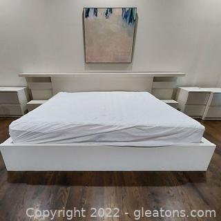White King Size Contemporary Platform Bed