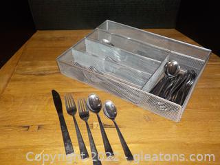 Reed & Barton Stainless Steel Flatware (54 Pieces)  