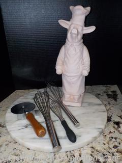 A Cute “Chef Pig and Other Kitchen Helpers 
