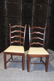 Set of 2 Vintage Ladderback Bassett Chairs
