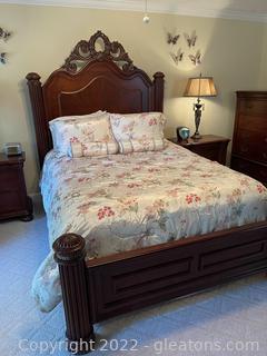 Beautiful Queen Size Low Post Cherry Wood Bed
