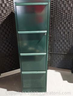 Nice Green Metal Upright 4 Drawer Locking File Cabinet