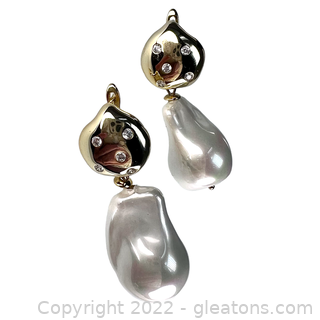 Pretty Faux Baroque Pearl & Cz Earrings