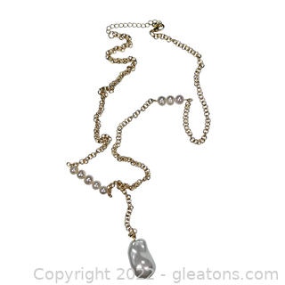 Beautiful Pearl Chain Necklace with Faux Pearl Pendant