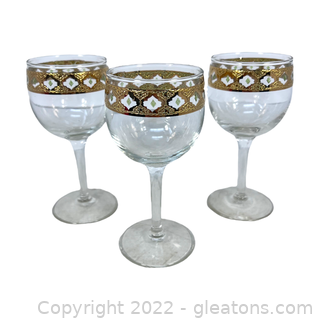Set of 3 Culver Valencia Wine Glasses