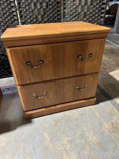 Wood Lateral File Cabinet w/2 Drawers 