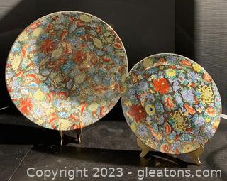 Two Matching Hand Painted Qianlong Decorative Dishes
