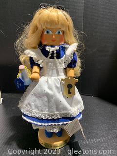 Steinbach Nutcracker Alice in Wonderland 