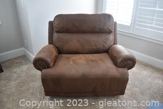 Ashley Grearview Oversized Dual Power Recliner 