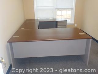 3-Piece Office Desk/Work Station Brown Top=Excellent Condition