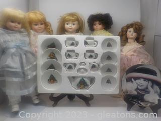 Precious Ceramic/Clothes Dolls (5) Child’s Christmas Tea Set and Plate