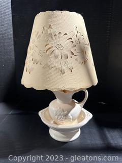 Basin Lamp w/Paper Shade 