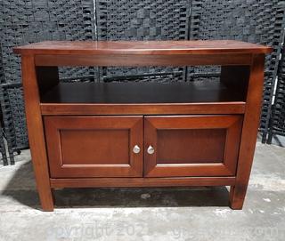 Nice Legends Furniture TV Console 