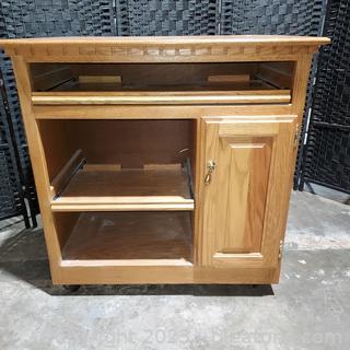 Small Computer Desk with Pull Out Tray and Side Storage 