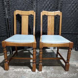 Pair of Farmhouse Style Dining Room Chairs 