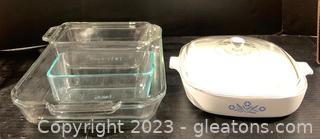 4pcs of Bakeware Including A Corning Cornflower Blue and Three Glass Dishes 