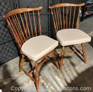 Pair of Dining Side Chairs by Pennsylvania House 