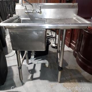 Stainless Steel Kitchen Sink
