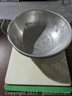 Extra Large Duraware Colander & 2 Color Cutting Boards (A) 