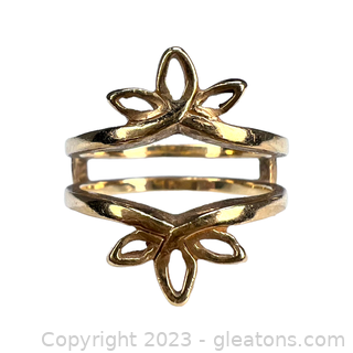 14Kt Yellow Gold Ring Guard with Leaf Design