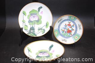 Three Vintage Gold Gilded Asian Decorative Porcelain Bowls