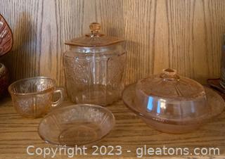 4 pcs of Pink Depression Glass with Floral Motif