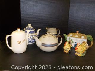 5 Varied Teapots and Turkey Shaped S/P Shakers (Vintage)