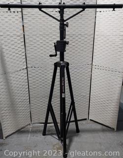 Power Crank-up on Stage Stand
