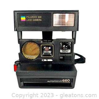 Vintage Polaroid 600 Land Camera Autofocus 660