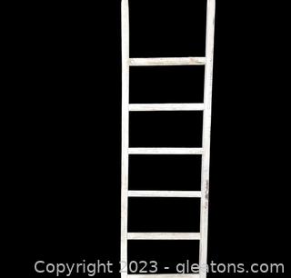 White Distressed Wooden Ladder Decor