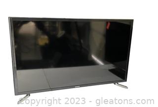 Samsung 32” Flat Scree TV On Stand 