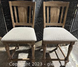 Dovetail Grey Counter Height Chairs (B) 