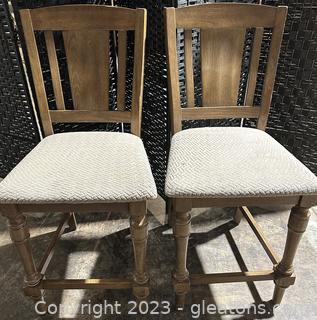 Dovetail Grey Bar Height Chairs (A) 