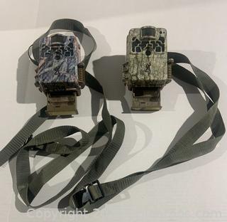 Pair of Browning Trail Cameras 