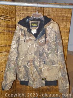 Walls Camo Hooded Jacket Size XL, Regular