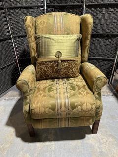 Wing Back Upholstered Lounge Arm Chair w/Pillow 
