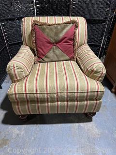 Liz Claiborne Home Upholstered Club Chair w/Pillow 