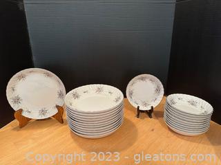 Mikasa Fine Bone China “Lady Margaret” Soup Bowls & Fruit Bowls (Lot of 23) 
