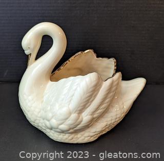 White Gilded Ceramic Swan