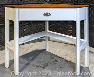 Nice Corner Desk with Natural Wood Top Surface 