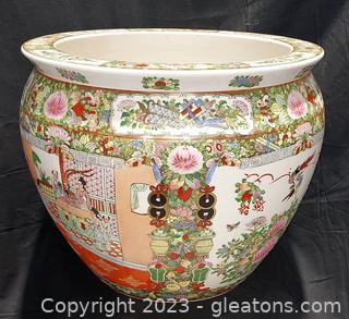 Very Large Famille Rose Porcelain Koi Fish Bowl/Planter 