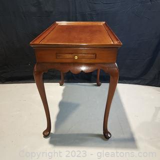 Nice Queen Anne Style Side Table 