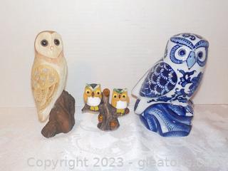 Eye-Catching Trio of Owls