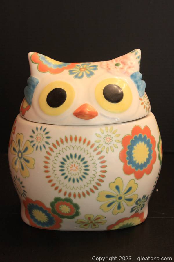  Exceptional Collection of Owls and Heirloom Furniture in Newnan - Online Only