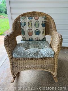 Indoor/Outdoor Woven Rocking Chair 