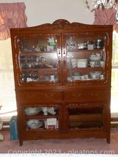  Impressive Wooden Display Cabinet with 2 Drawers and Storage
DOES NOT INCLUDE CONTENTS
