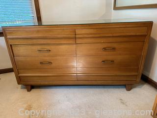 Rway MCM 8 Drawer Dresser w/Glass Top