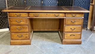 Hooker Furniture Leather Top Executive Desk 