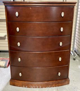 Modern Chest of Drawers 