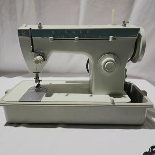 Vintage Singer 258 Sewing Machine with Foot Pedal Needs new belts